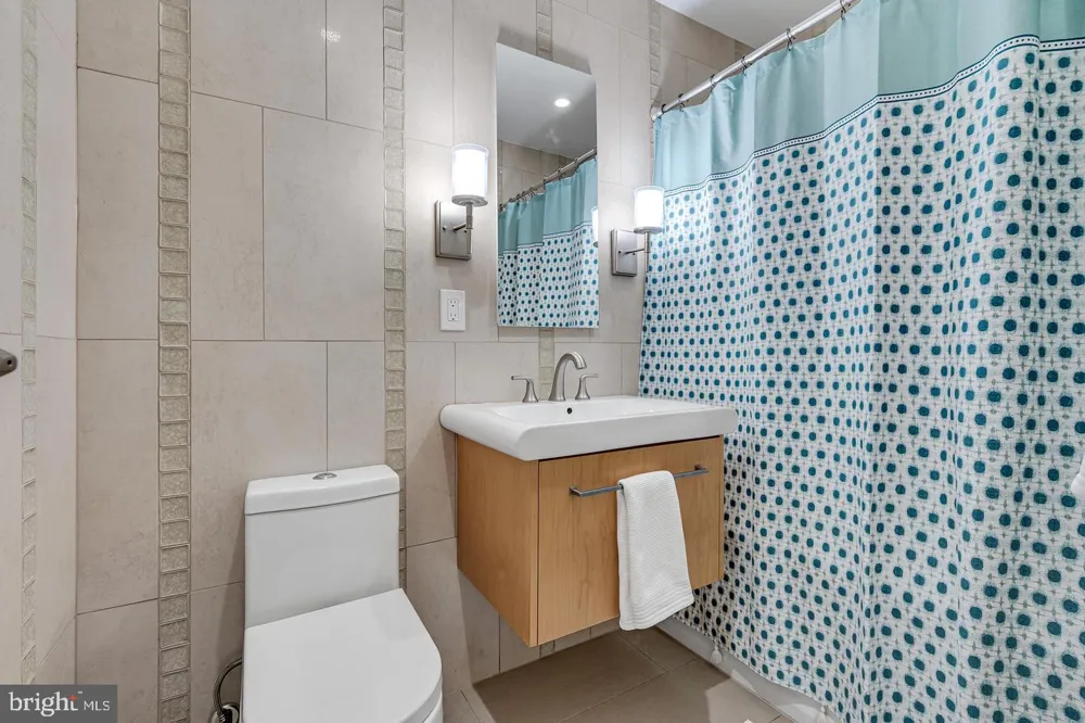 5112 MACARTHUR BOULEVARD NW #2 Washington, DC 20016