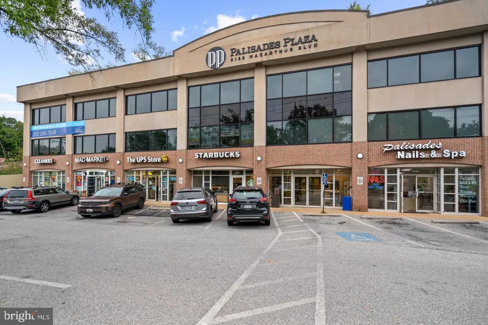 5112 MACARTHUR BOULEVARD NW #2 Washington, DC 20016