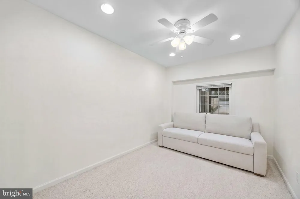 1930 37TH STREET NW Washington, DC 20007