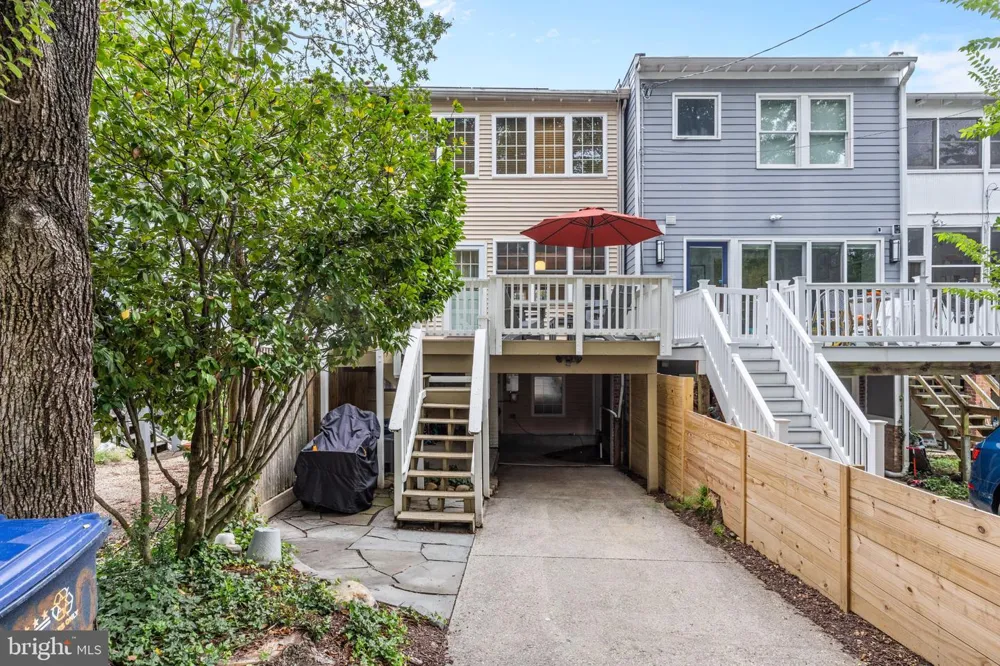 1930 37TH STREET NW Washington, DC 20007
