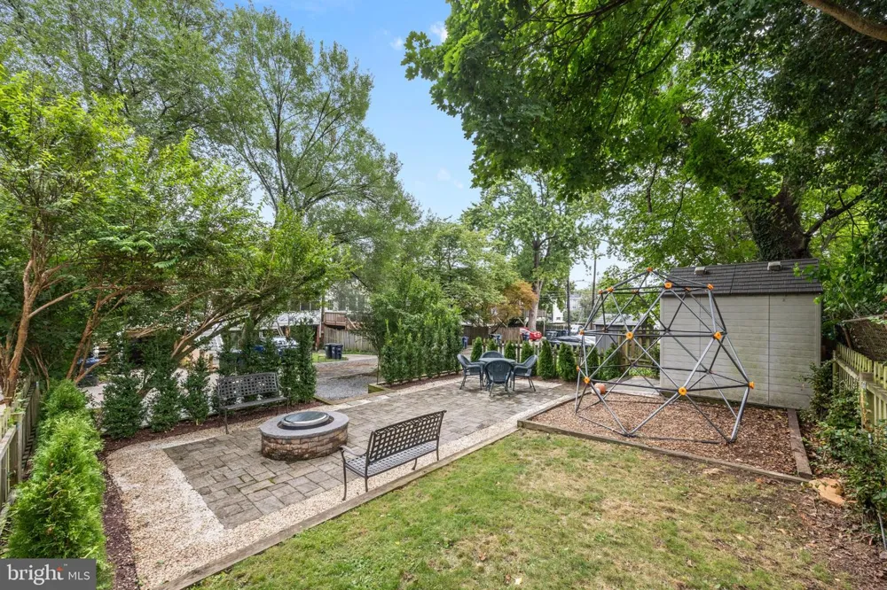 1930 37TH STREET NW Washington, DC 20007