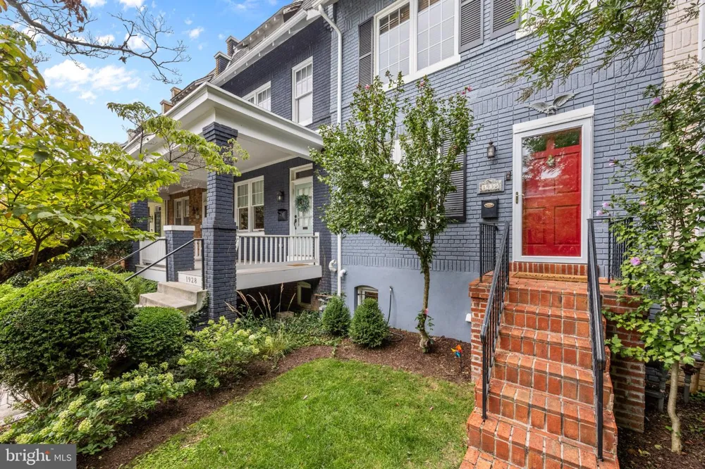 1930 37TH STREET NW Washington, DC 20007