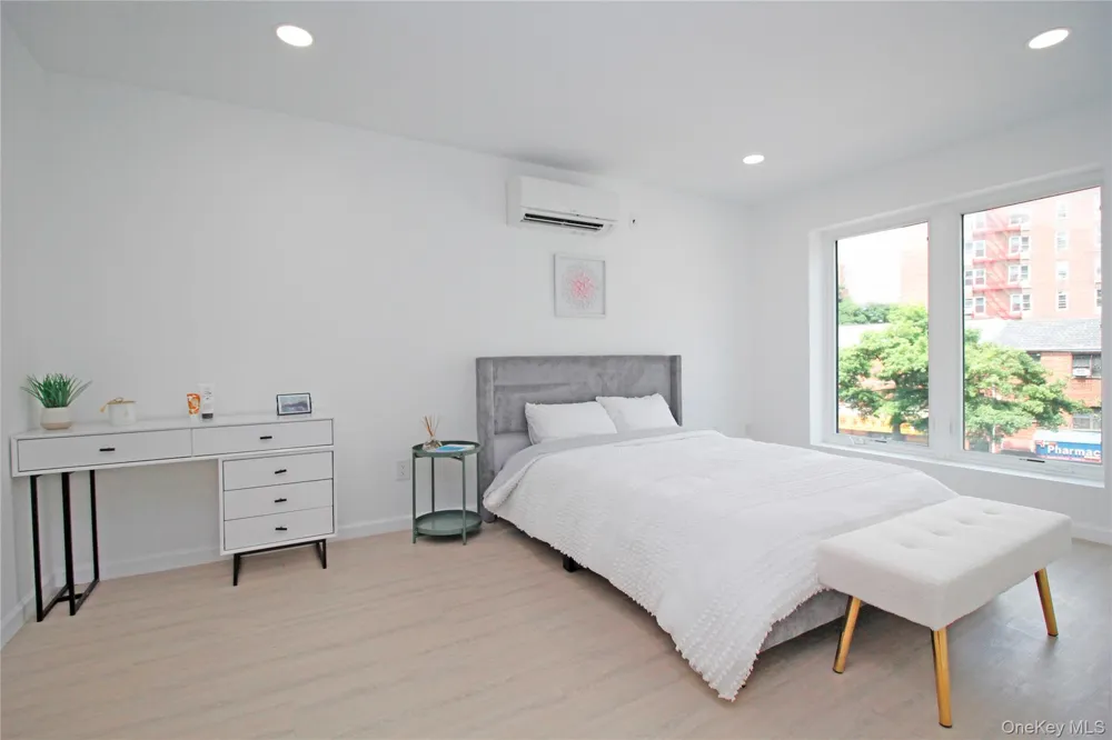 13450 Blossom Avenue #4C Flushing, NY 11355