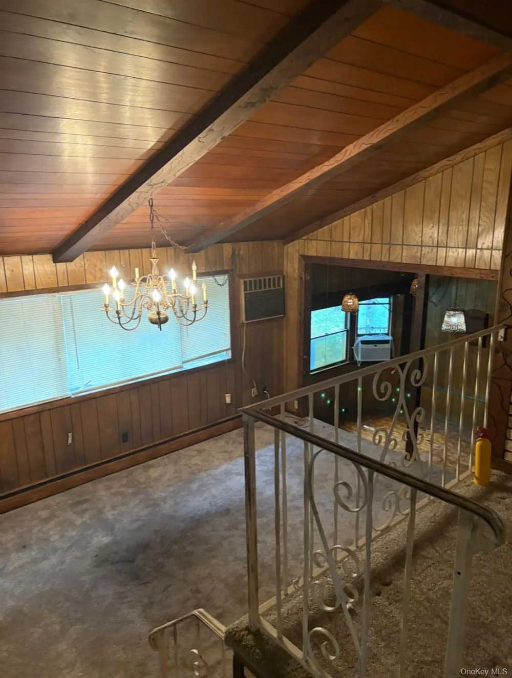 1 Cherokee Street Massapequa, NY 11758