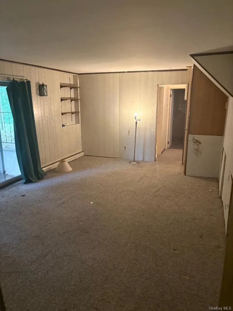 1 Cherokee Street Massapequa, NY 11758