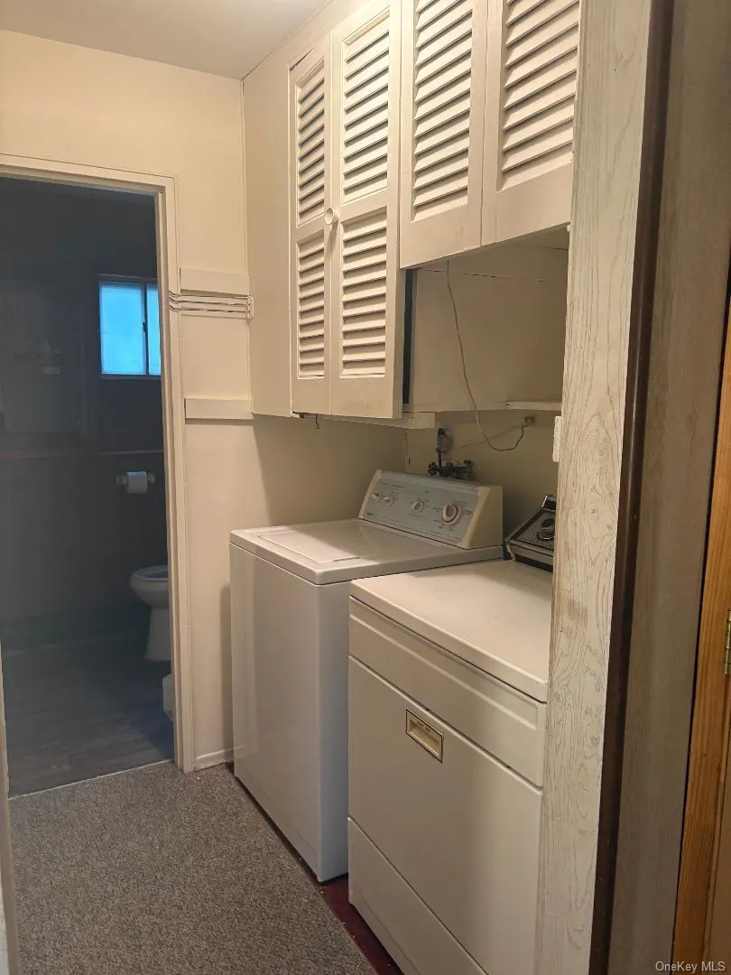 1 Cherokee Street Massapequa, NY 11758