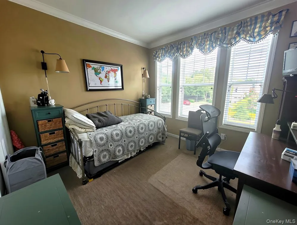 20 Sonata Court Lake Grove, NY 11755