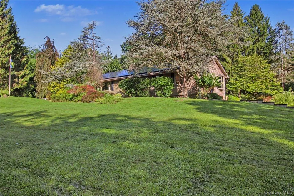 27 Reed Road Wappingers Falls, NY 12590