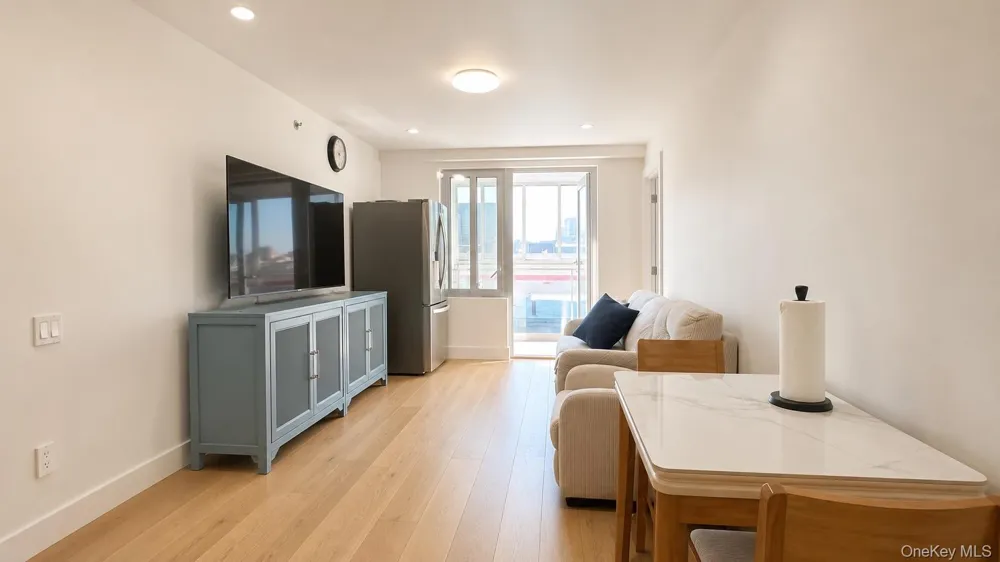 13119 Fowler Ave #4C Flushing, NY 11355