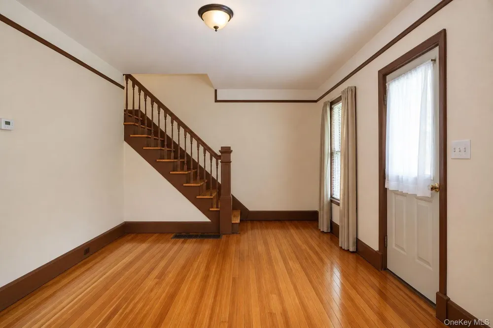 12 Old Turnpike Road Bloomingburg, NY 12721