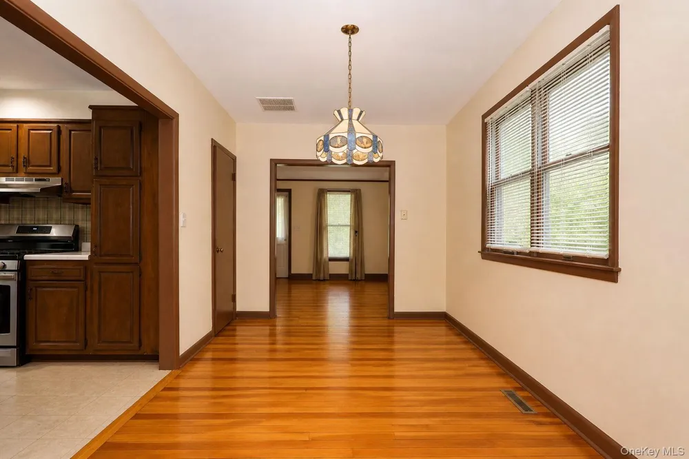 12 Old Turnpike Road Bloomingburg, NY 12721