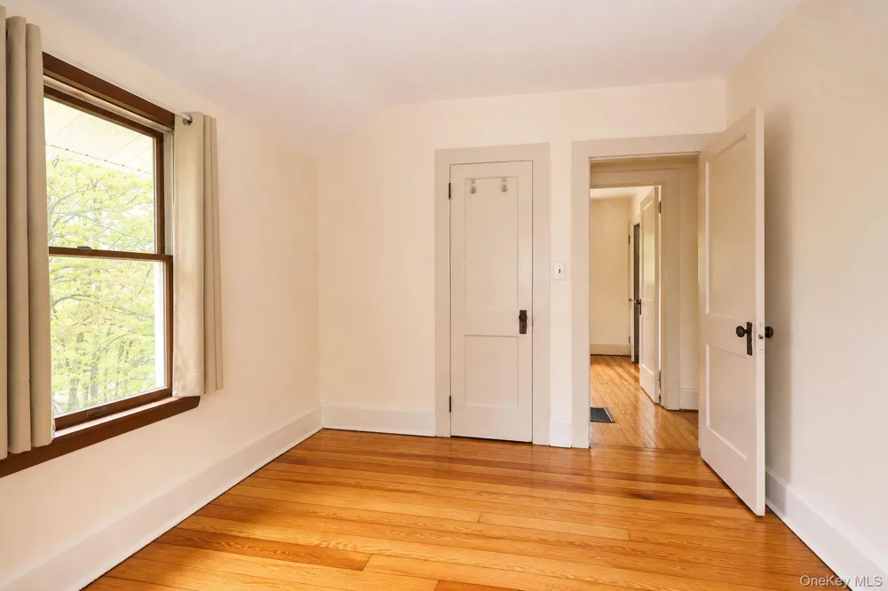 12 Old Turnpike Road Bloomingburg, NY 12721