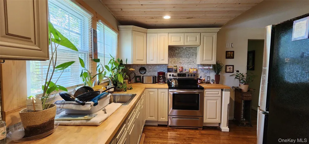56 Cranberry Drive Mastic Beach, NY 11951