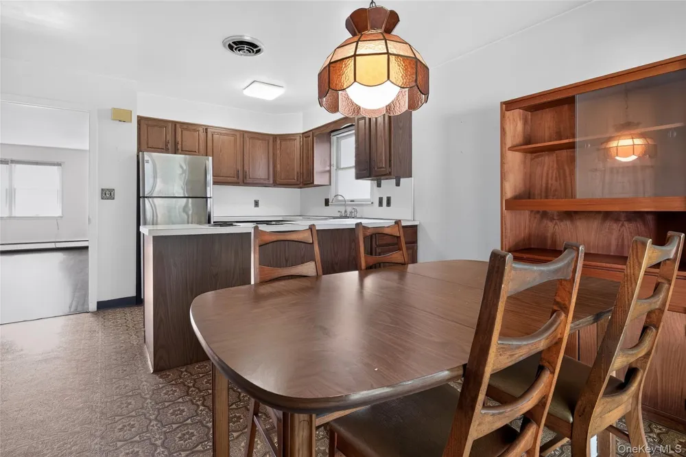 131 Frank Avenue Mamaroneck, NY 10543