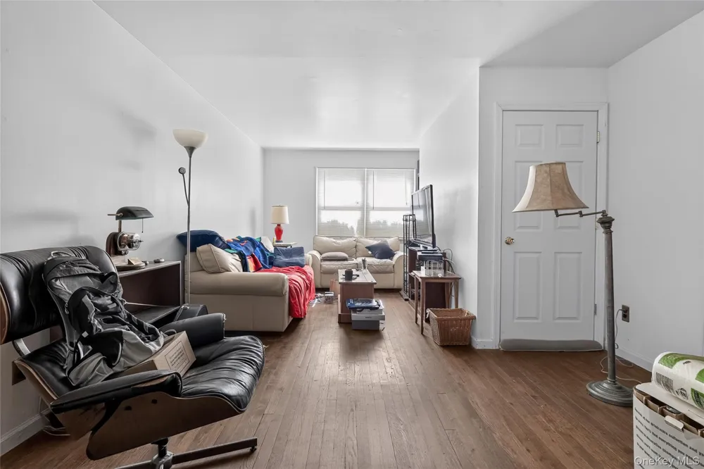131 Frank Avenue Mamaroneck, NY 10543