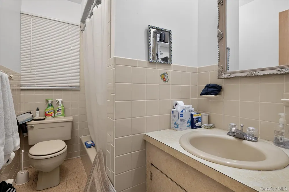 131 Frank Avenue Mamaroneck, NY 10543