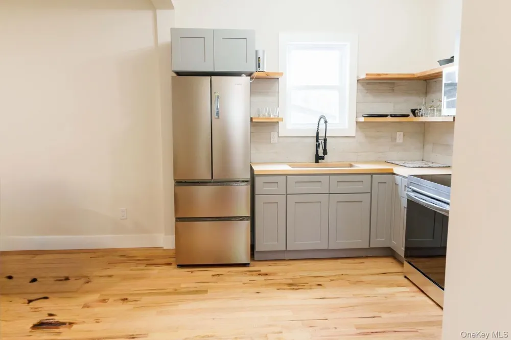 328 Columbia Street #1 Hudson, NY 12534