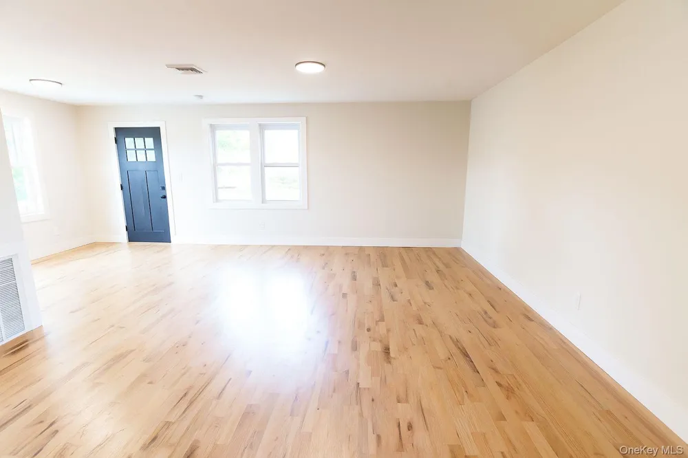 328 Columbia Street #1 Hudson, NY 12534
