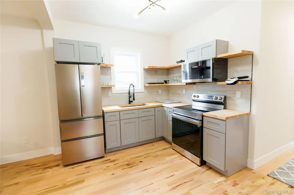 328 Columbia Street #1 Hudson, NY 12534