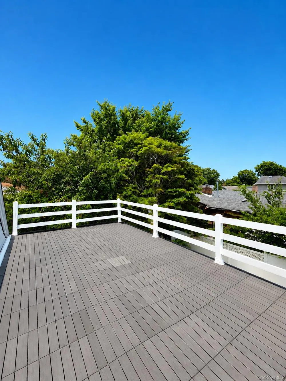 1 Iroquois Street E Massapequa, NY 11758