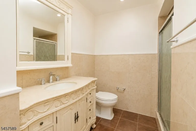 7430 Kennedy Blvd Unit 406 #406 Unit 406 North Bergen, NJ 07047