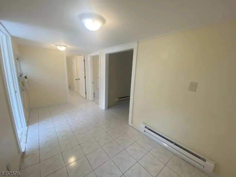 5 Otis Pl Wayne, NJ 07470