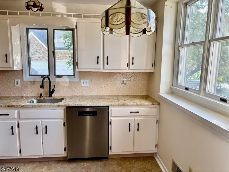 675 Raritan Rd #13 Unit 13 Clark, NJ 07066