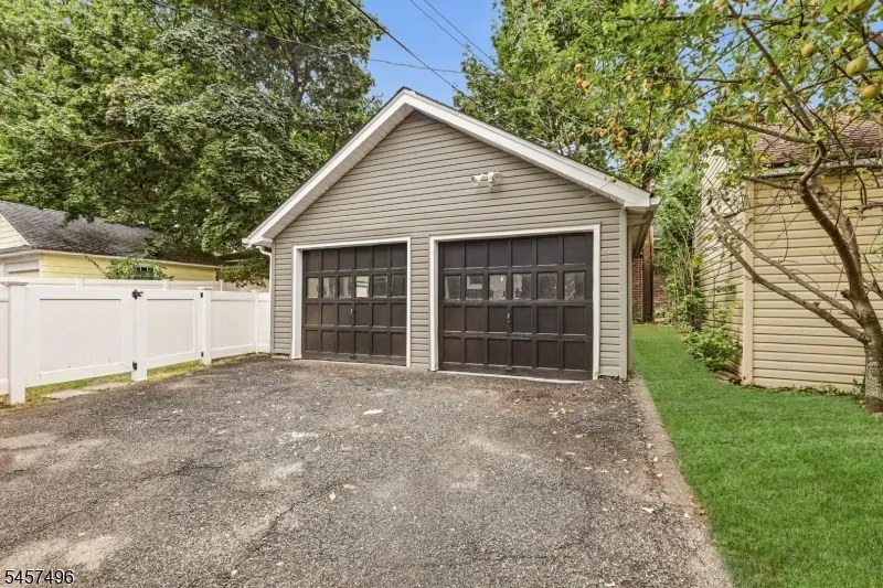 109 Milton Pl South Orange Village, NJ 07079