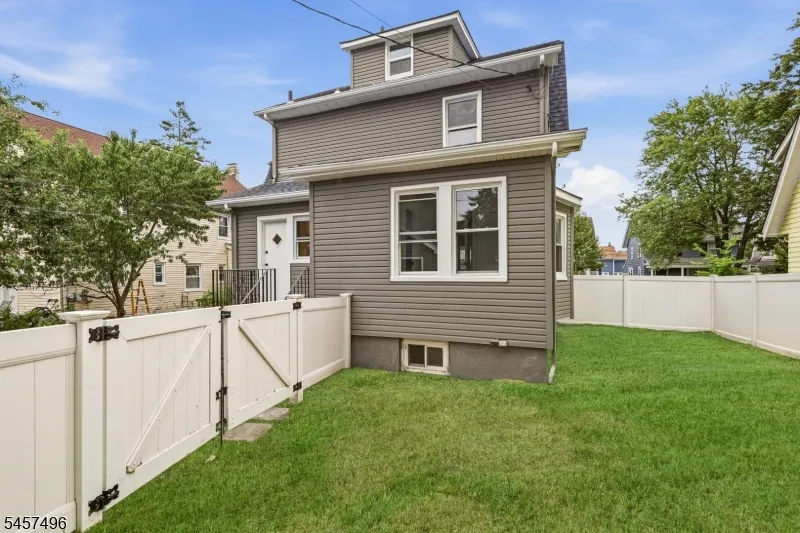 109 Milton Pl South Orange Village, NJ 07079