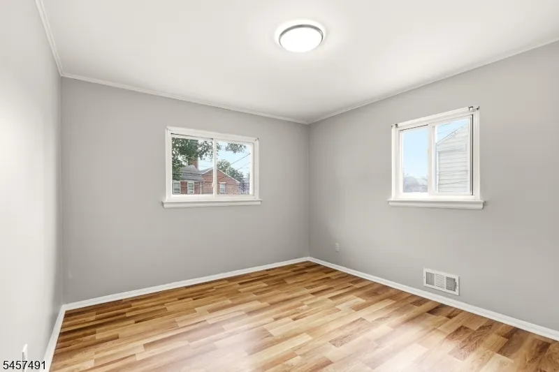 610 Academy Ter Linden City, NJ 07036