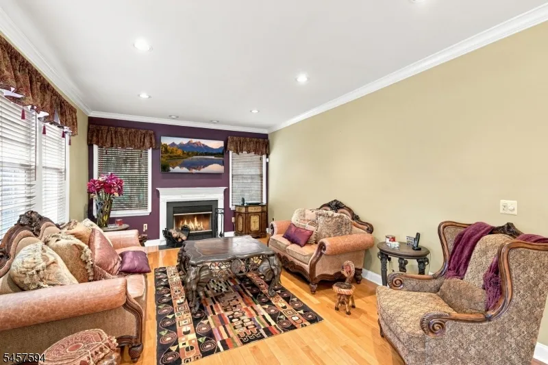 1002 Valerie Place Greenwich, NJ 08886