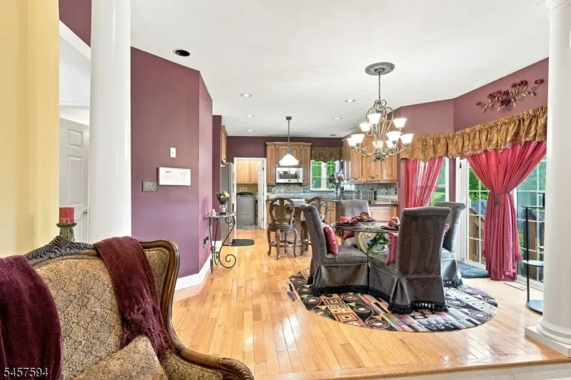 1002 Valerie Place Greenwich, NJ 08886