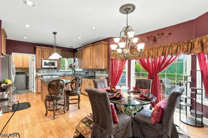 1002 Valerie Place Greenwich, NJ 08886