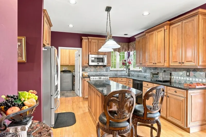 1002 Valerie Place Greenwich, NJ 08886