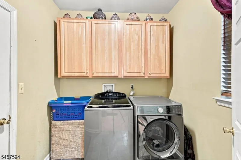 1002 Valerie Place Greenwich, NJ 08886
