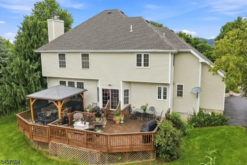 1002 Valerie Place Greenwich, NJ 08886