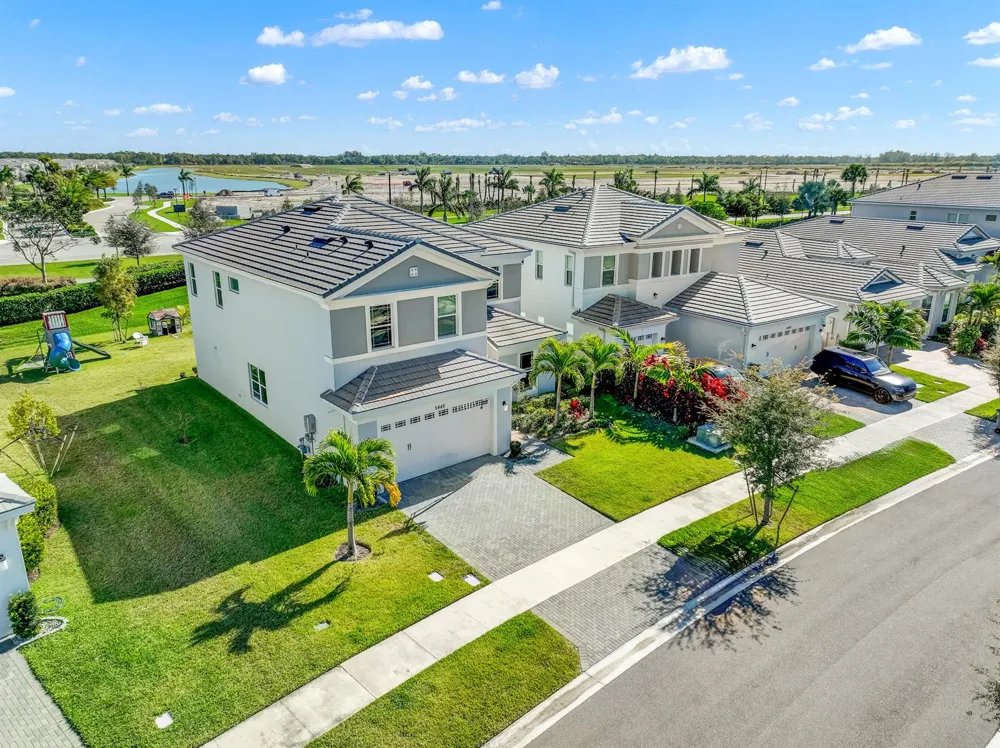 5446 MACOON WAY 