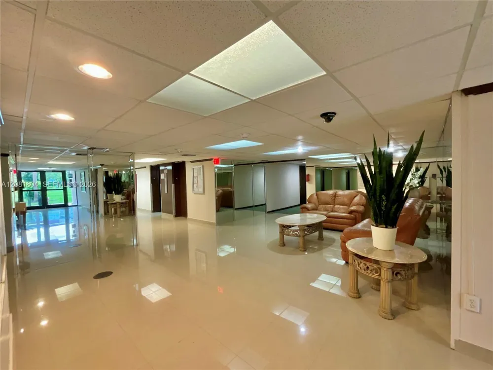 2101 Atlantic Shores Blvd #507 Hallandale Beach, FL 33009