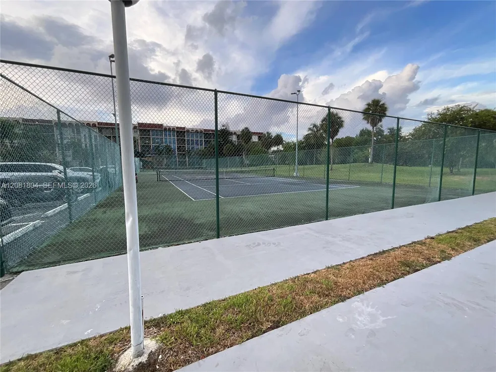 2101 Atlantic Shores Blvd #507 Hallandale Beach, FL 33009