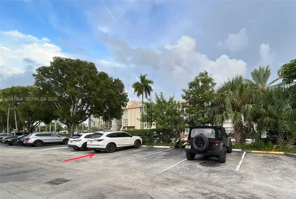 2101 Atlantic Shores Blvd #507 Hallandale Beach, FL 33009