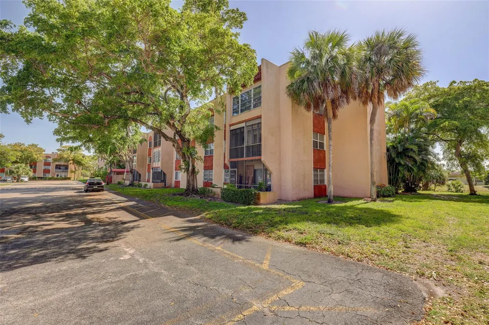 8260 SW 24th Street E #6112 North Lauderdale, FL 33068