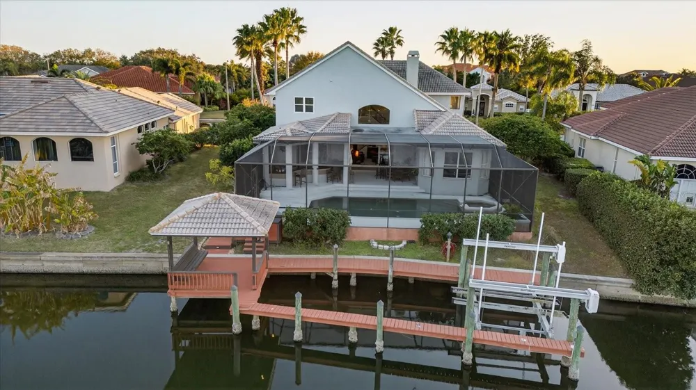 5510 E LONGBOAT BOULEVARD Tampa, FL 33615