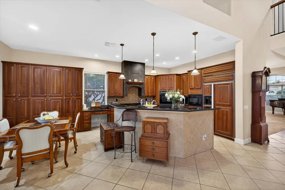 5510 E LONGBOAT BOULEVARD Tampa, FL 33615