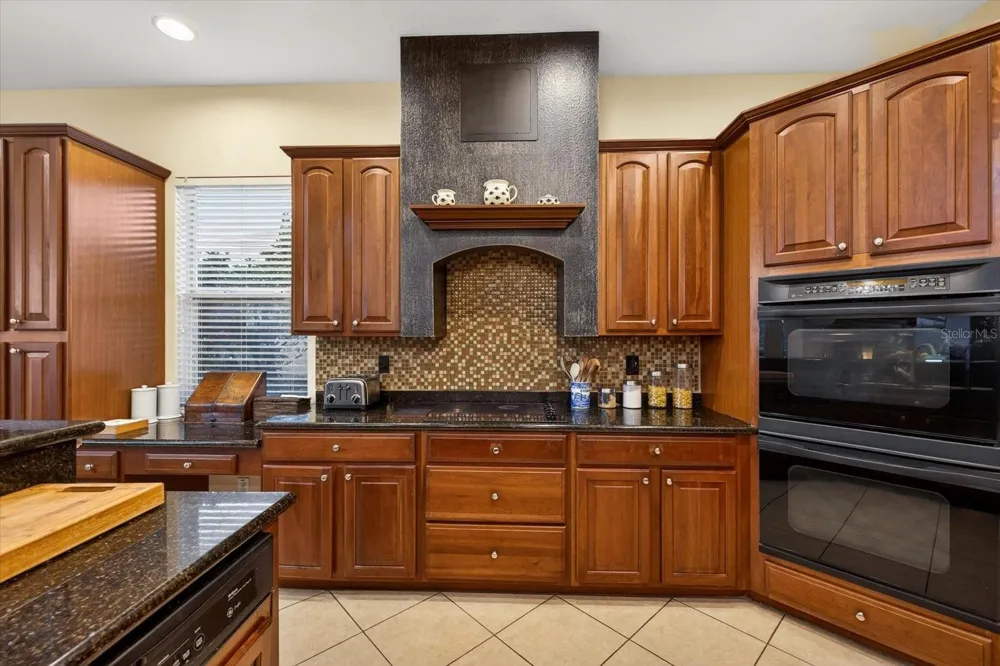 5510 E LONGBOAT BOULEVARD Tampa, FL 33615