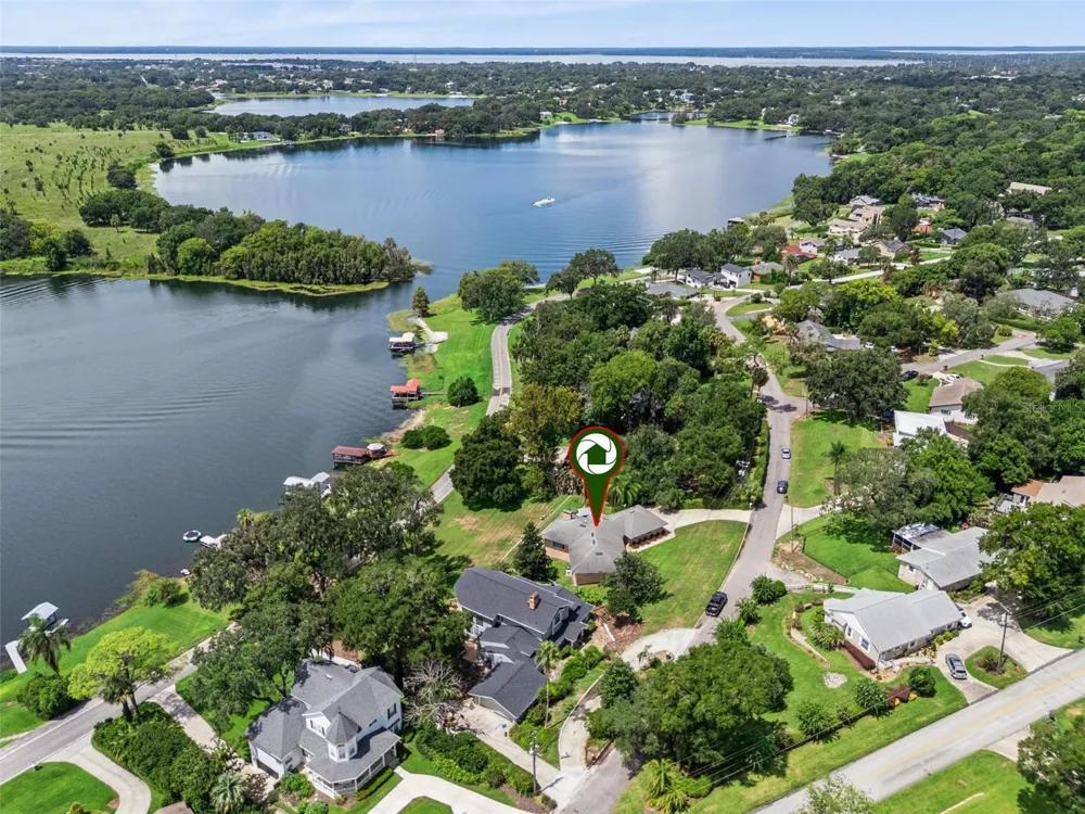2422 TOPPING PLACE Eustis, FL 32726