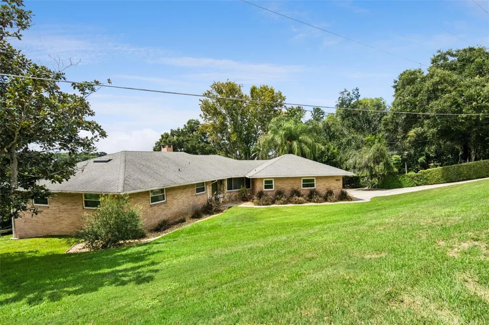 2422 TOPPING PLACE Eustis, FL 32726