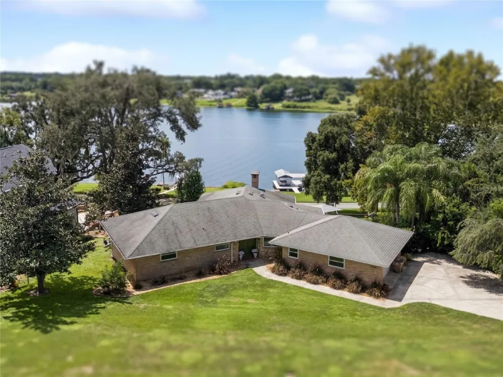 2422 TOPPING PLACE Eustis, FL 32726