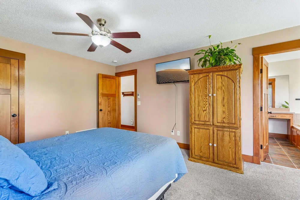 22865 Zion Parkway NW Oak Grove, MN 55005
