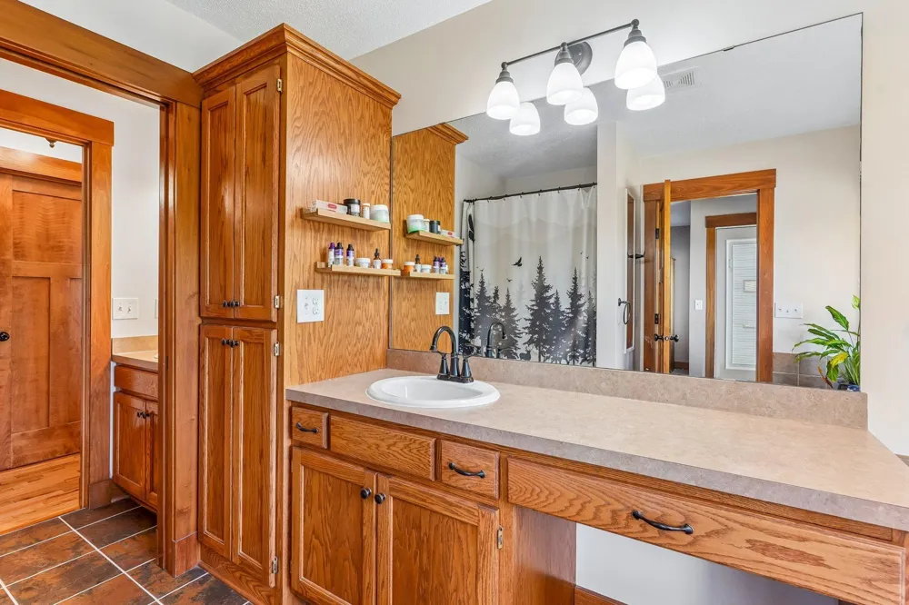 22865 Zion Parkway NW Oak Grove, MN 55005