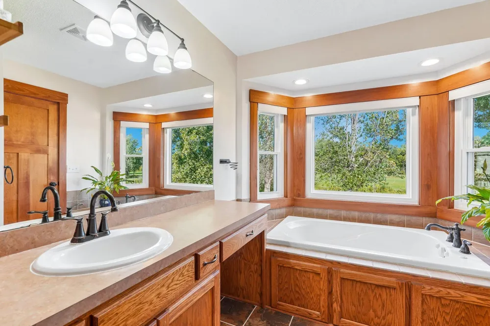 22865 Zion Parkway NW Oak Grove, MN 55005